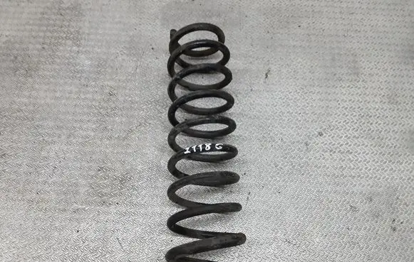 Mitsubishi Lancer Rear coil spring