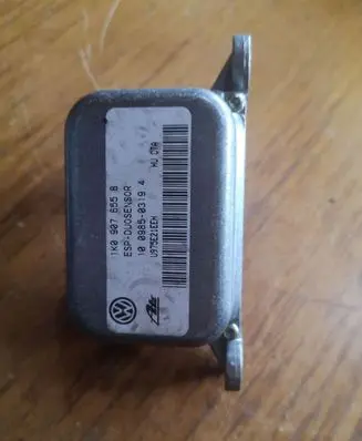 Volkswagen Touran I ESP acceleration yaw rate sensor 1K0907655B U975E21EEH