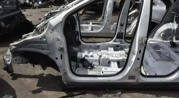 Opel Mokka Side car body part 