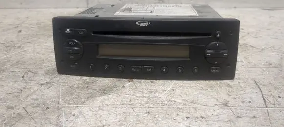 Iveco Daily 5th gen Radio/CD/DVD/GPS head unit E1035238 5801398981 7620000094
