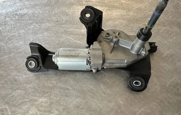 Renault Koleos I Rear window wiper motor 28710JY00A