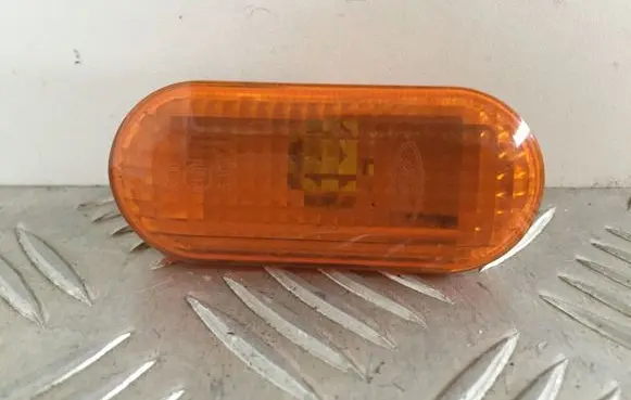 Ford Fiesta Front fender indicator light 2S6A13K354AD Q800A