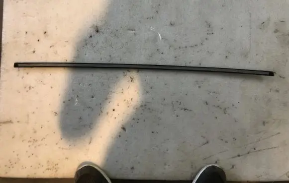 Audi Q7 4L Door glass trim 