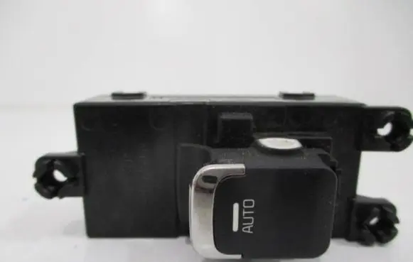 KIA Ceed Electric window control switch 93580A2100 RE10 4C25101000