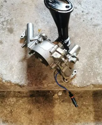 Chrysler Pacifica Oil pump 04893807AE