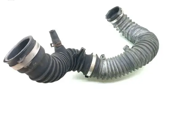 Opel Vivaro Air intake hose/pipe 8200806067A 93861664