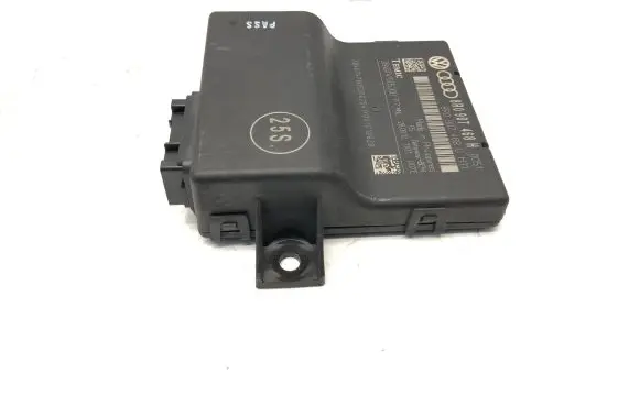Audi A5 Sportback 8TA Gateway control module 8R0907468C 8R0907468H 2840747605300