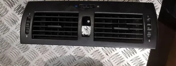 BMW X3 E83 Dash center air vent grill 3400074