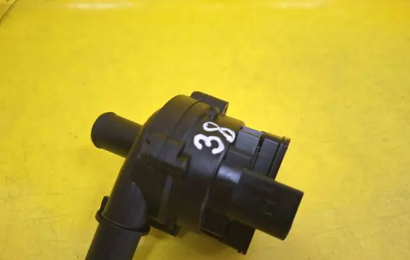 Renault Clio II Electric auxiliary coolant/water pump 13106848