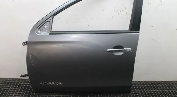 Mitsubishi L200 Front door