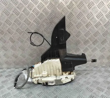 Mercedes-Benz CL C216 Front door lock A2217206535