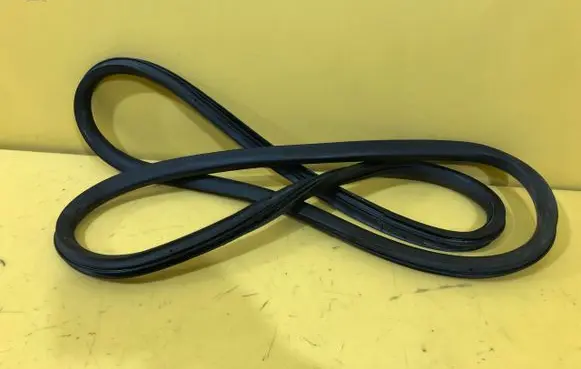 Seat Ibiza IV (6J,6P) Rubber seal loading door 