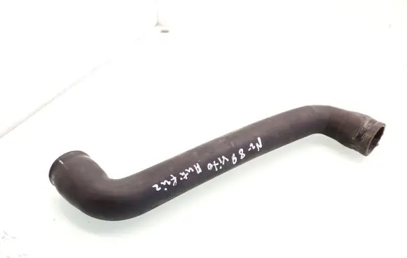 Mercedes-Benz Vito Viano W639 Engine coolant pipe/hose A6395014382