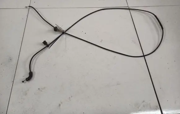 Ford Mondeo Mk III Loading door cable line 