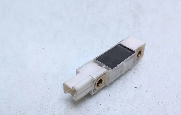 Volvo XC90 Airbag deployment crash/impact sensor 8651755 220908 009647