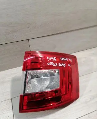 Skoda Octavia Mk3 (5E) Rear/tail lights 5E9945096