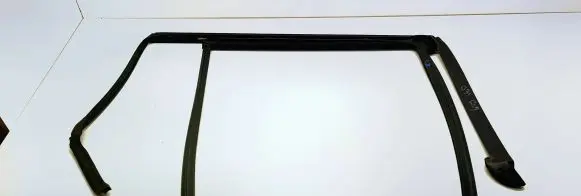 BMW 5 G30 G31 G38 Rubber seal rear door window/glass 