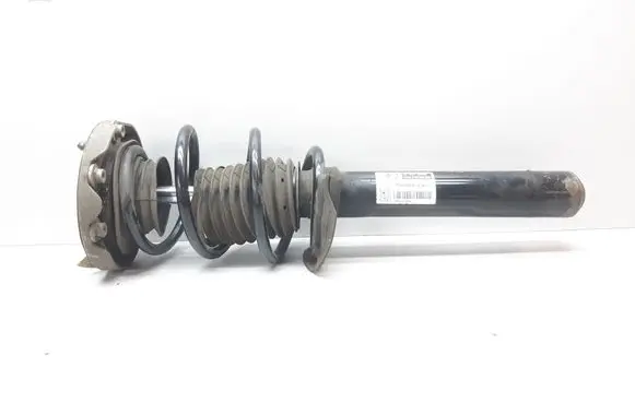 BMW 2 F46 Front shock absorber with coil spring 6857464 31316857464