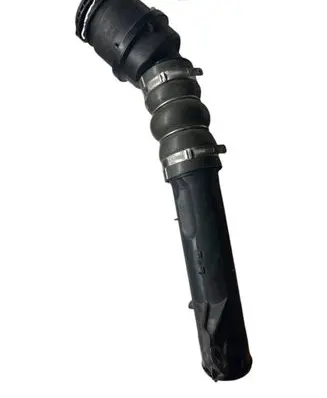 Nissan Pulsar Intercooler hose/pipe 1085617s01 14469 1103650s01