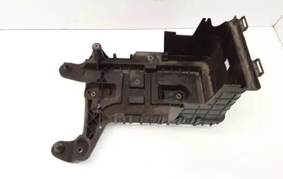 Volkswagen PASSAT B7 Battery tray 1K0915333 1K0915325B