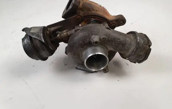 Audi A6 S6 C6 4F Turbo 03G145702K 03G145702