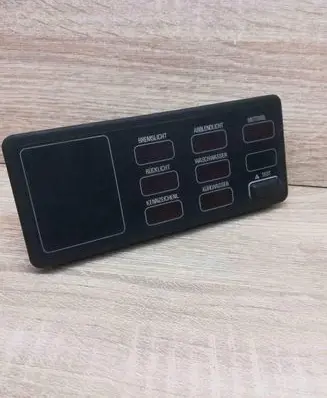 BMW 5 E28 Screen/display/small screen 1368956 0263100001