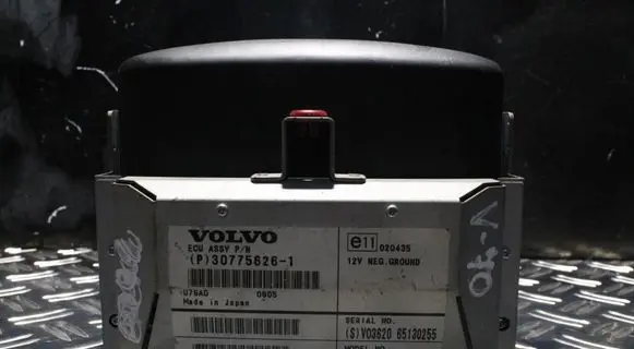 Volvo V70 GPS navigation control unit/module P307756261