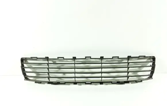 Toyota Auris 150 Front bumper lower grill 5311202080