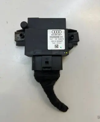Audi A5 8T 8F Fuel injection pump control unit/module 4G0906093F 120131303427