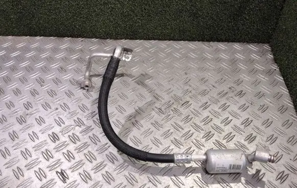Peugeot 3008 II Air conditioning (A/C) pipe/hose 9844152580