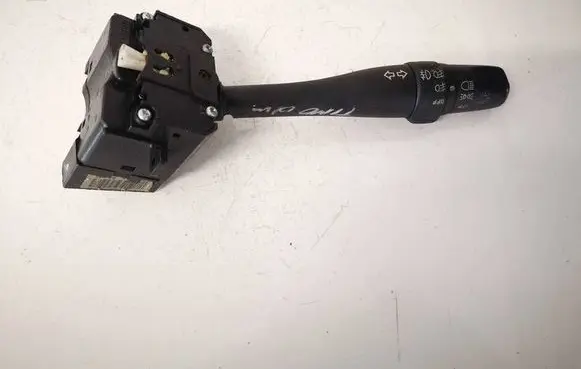 Nissan Primera Indicator stalk 54353339