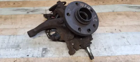 Volkswagen Transporter - Caravelle T4 Front wheel hub