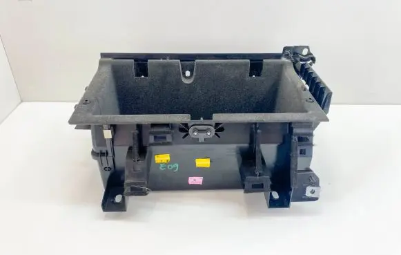 Mercedes-Benz SL R231 Glove box A2318100141 2318100141