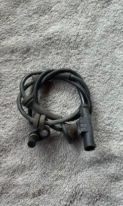 Citroen C1 ABS rear brake sensor B000698180