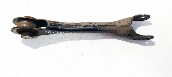 Tesla Model 3 Rear upper control arm/wishbone 104442700C