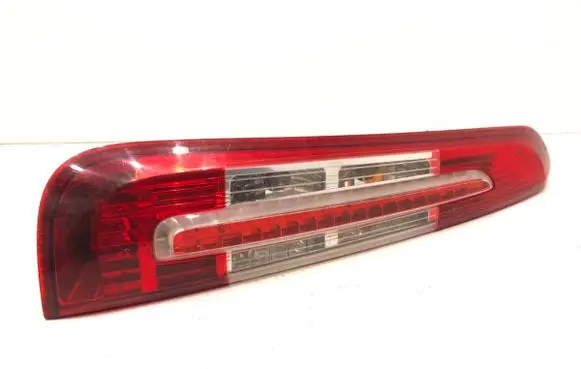 Ford C-MAX I Rear/tail lights