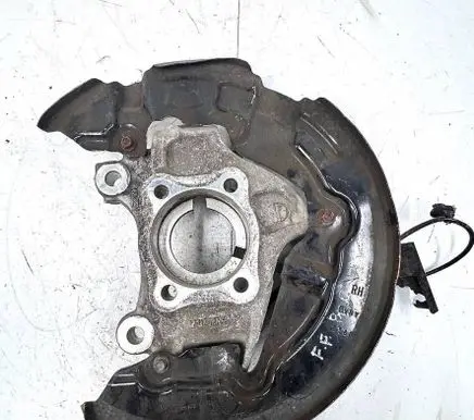 Ford Fusion II Front wheel hub DG9C3K170A