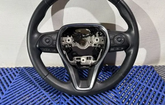 Toyota Corolla E210 E21 Steering wheel 6411018