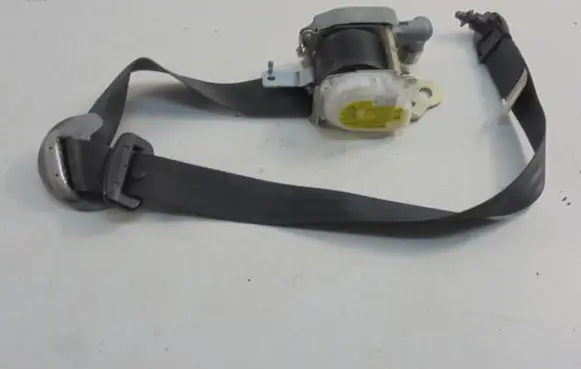 Hyundai i30 Set of seat belts 888102R900