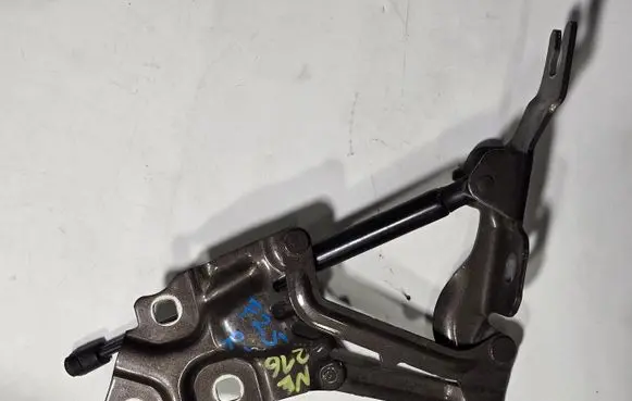 BMW X3 F25 Engine bonnet/hood hinges 7210730