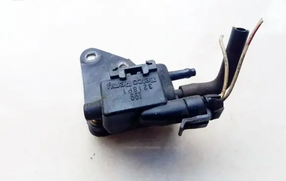 Renault Laguna I Turbo solenoid valve 7700861642