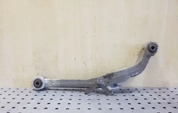 Nissan Qashqai Rear control arm