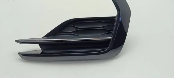 Volkswagen Golf VII Front bumper lower grill 5G0853666Q