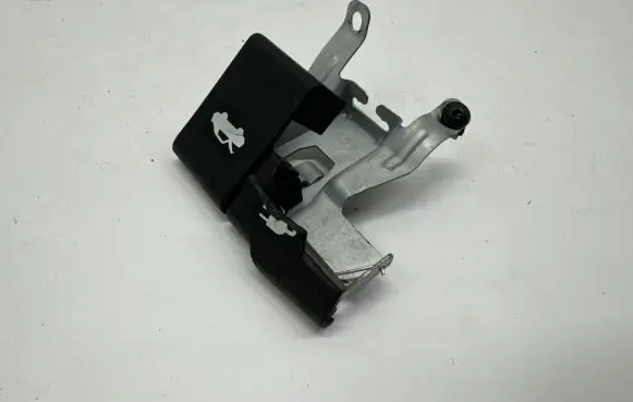 Dacia Spring Engine bonnet (hood) release handle
