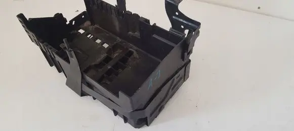 Opel Astra J Battery tray 