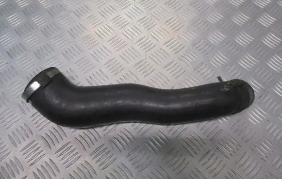 KIA Carnival Air intake hose/pipe