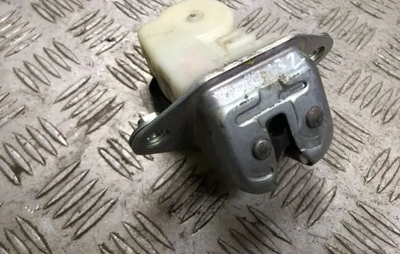 Subaru Outback Tailgate/trunk/boot lock/catch/latch