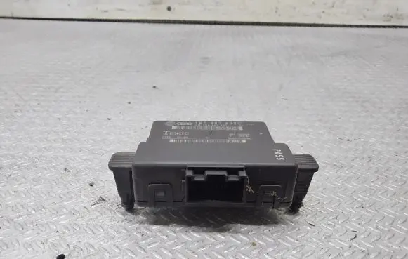 Volkswagen Golf V Gateway control module 1K0907530C