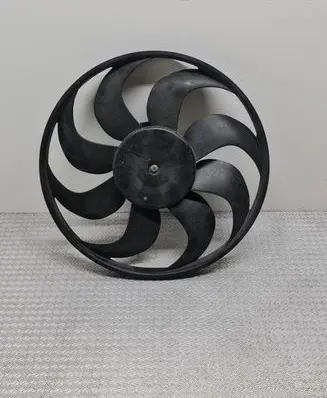 Renault Captur Electric radiator cooling fan 214818009R W22014