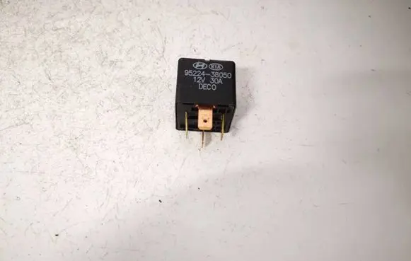 Hyundai Santa Fe Other relay 9522438050 95224-38050